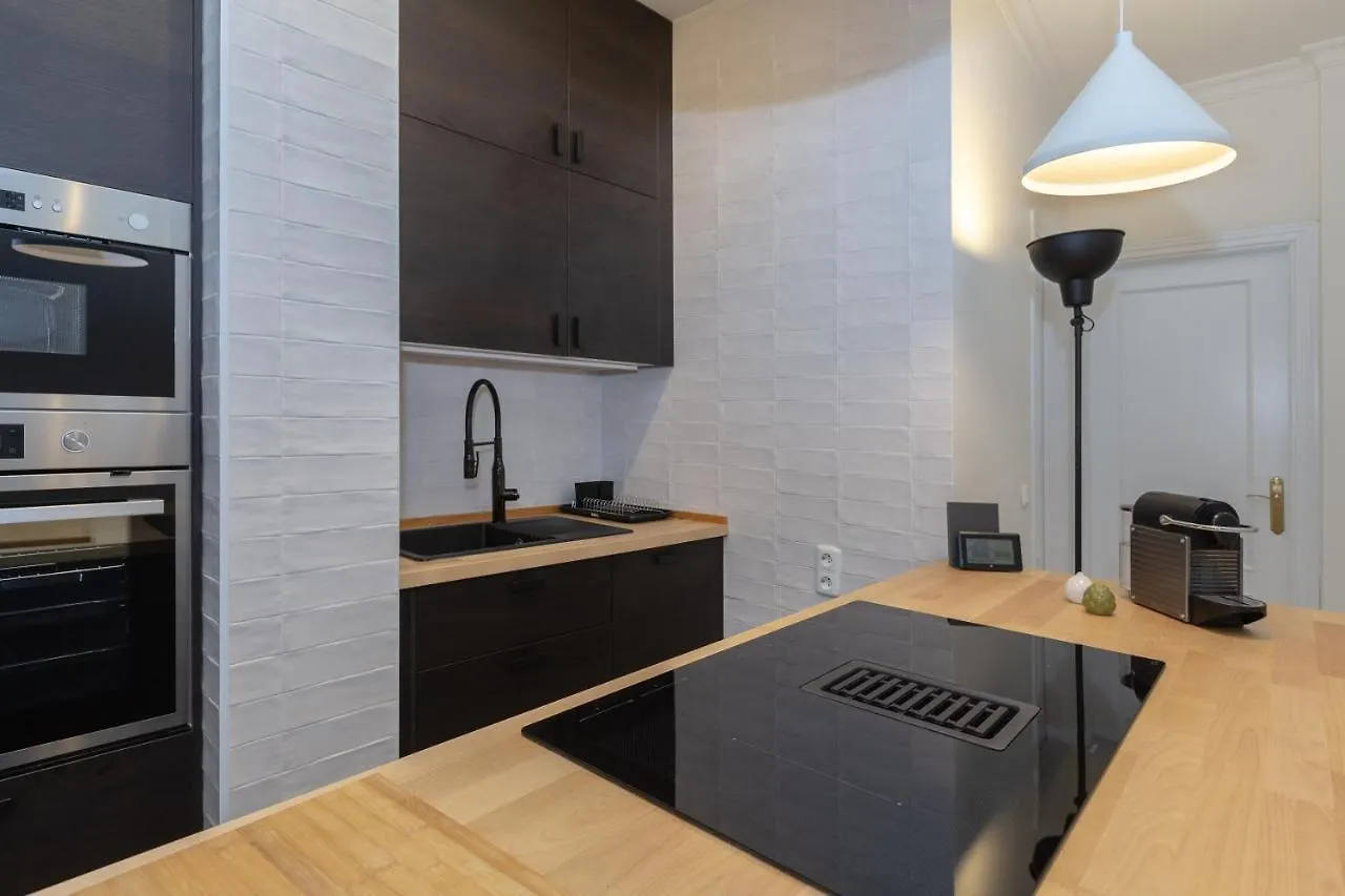 Puerta De Larios: Central Three-Bedroom Apartment With Balconies And Patio Málaga 0*,  Spanien