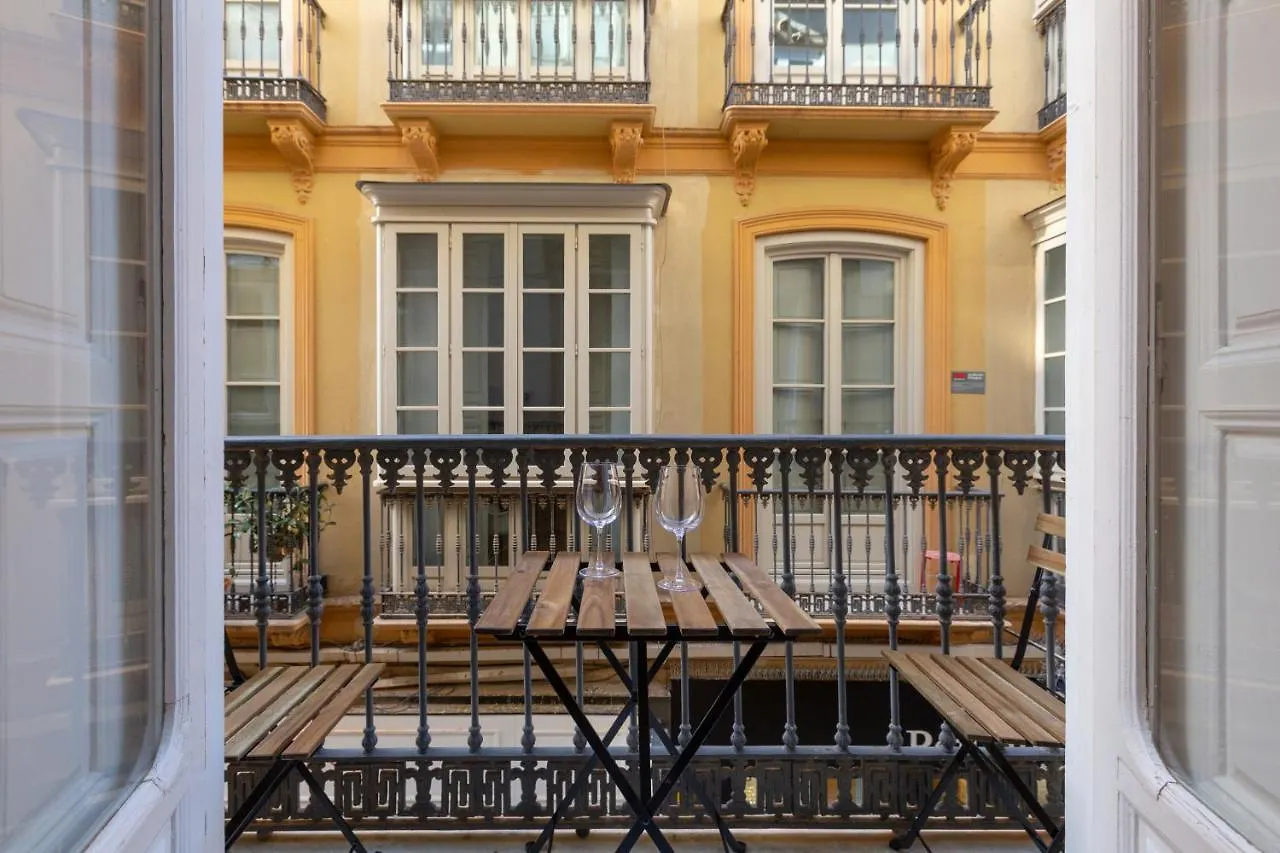 Puerta De Larios: Central Three-Bedroom Apartment With Balconies And Patio Malaga Spain